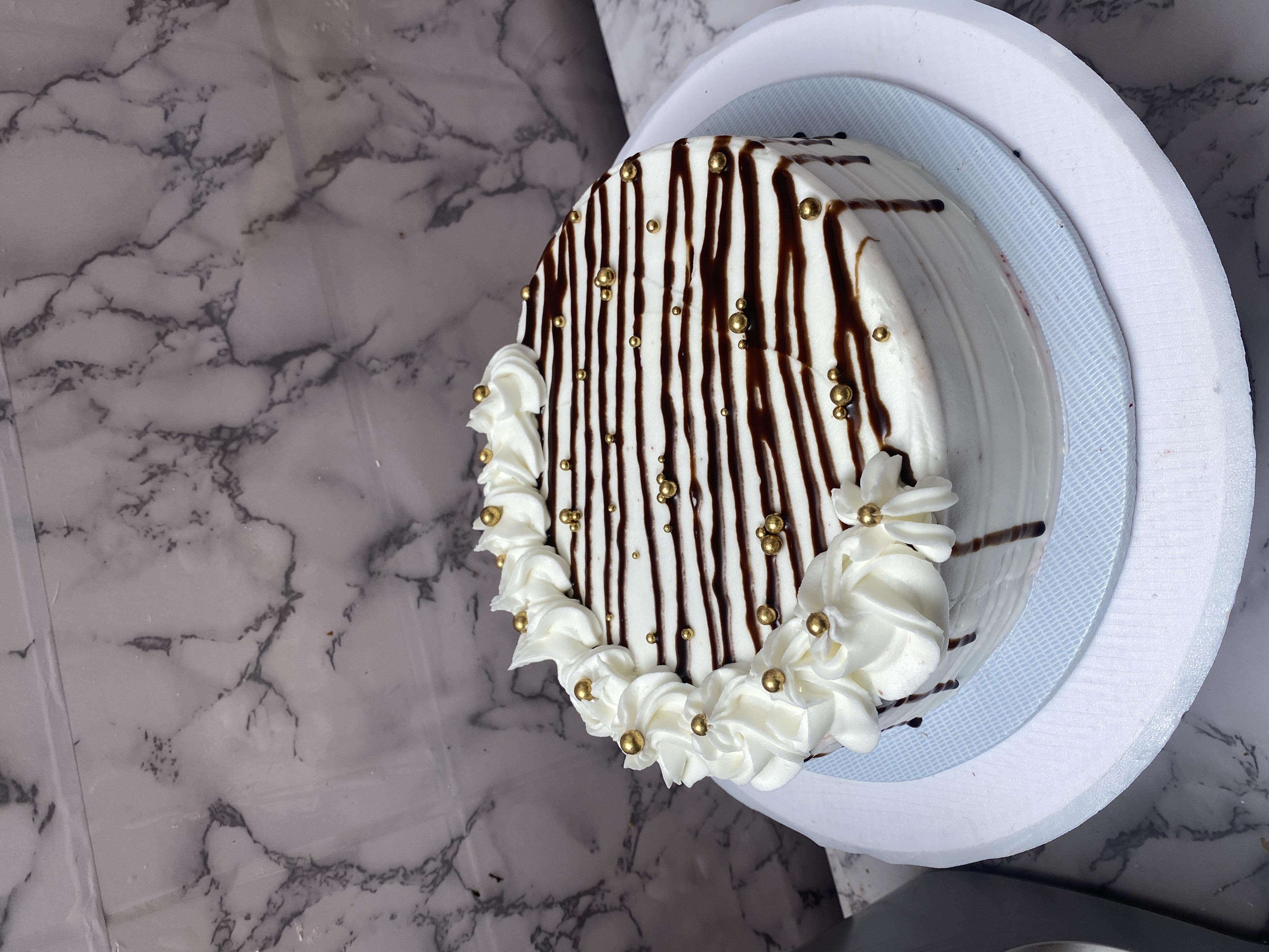 Redvelvet and Chocolate 2 Layers 3